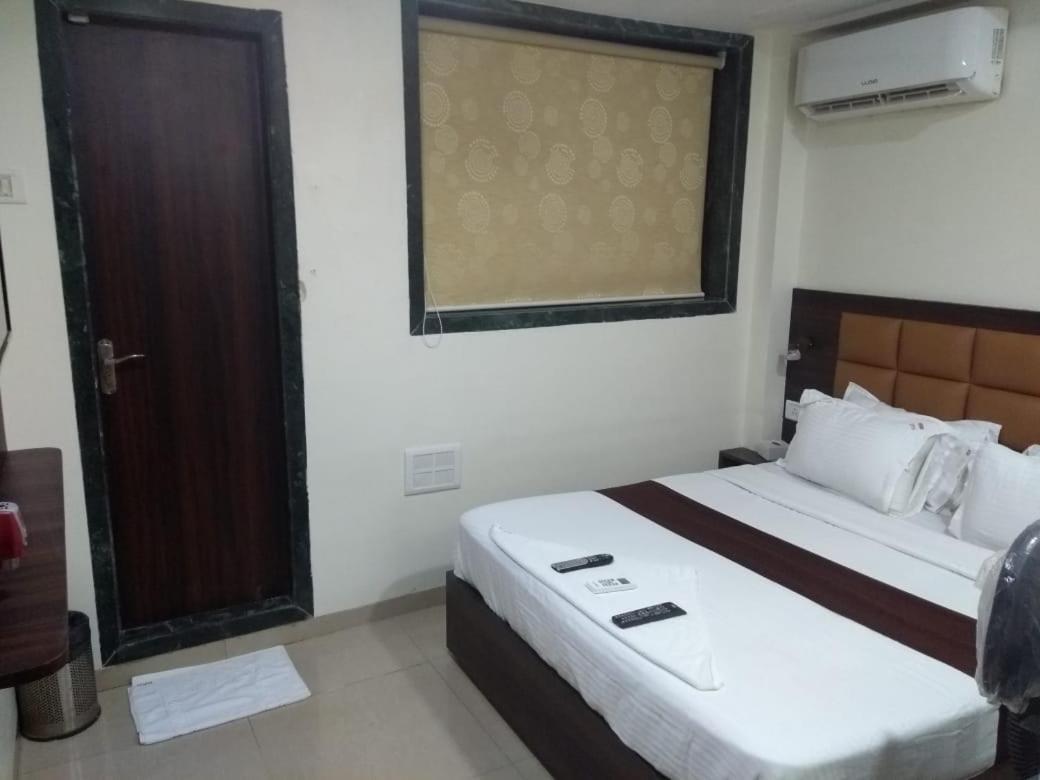 Fabhotel Galaxy Suite Mumbai  Buitenkant foto